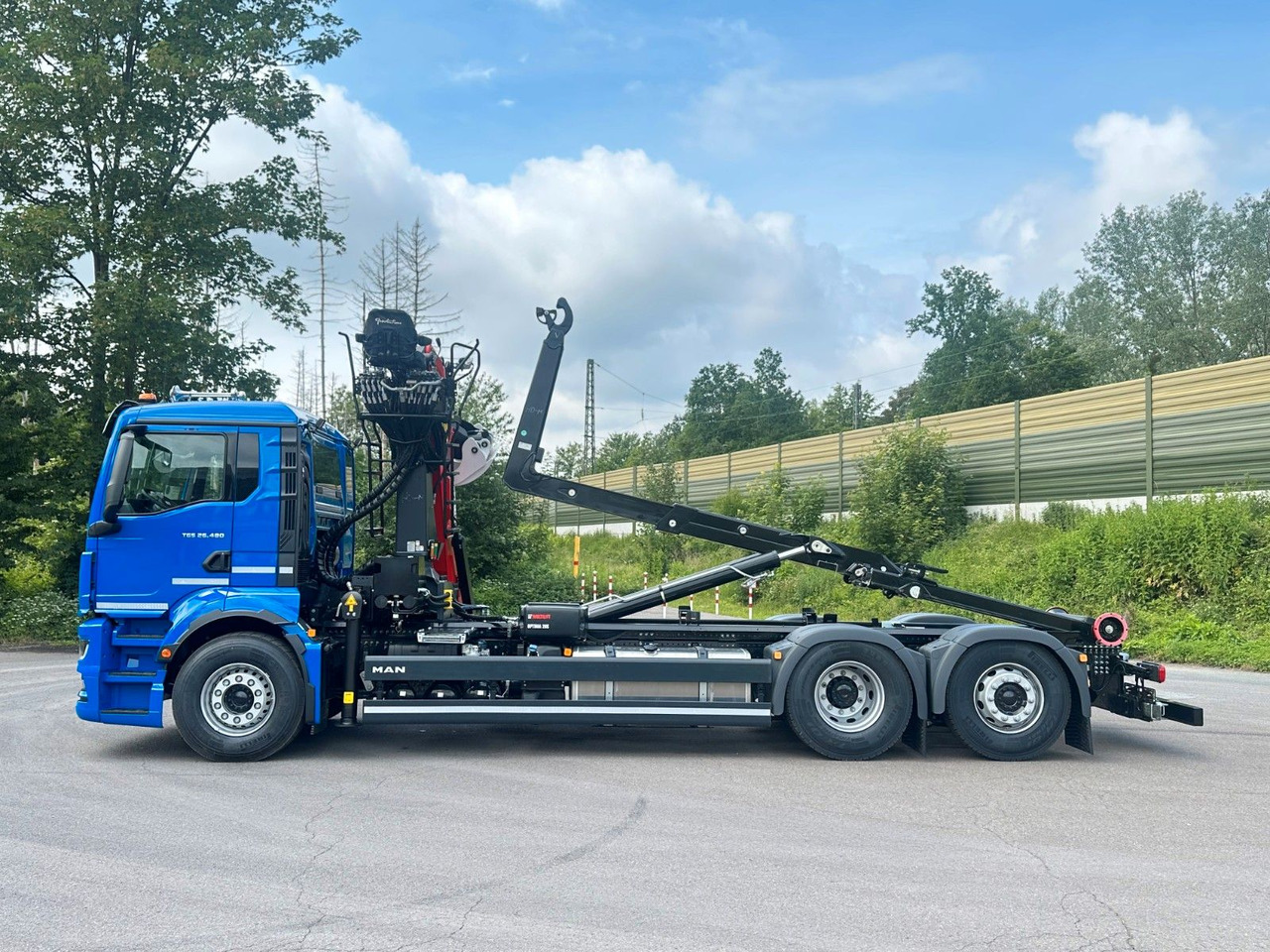 MAN TGS 26.480 6x2 Abrollkipper + Kran EPSILON - Крюковой мультилифт, Автоманипулятор: фото 4 MAN TGS 26.480 6x2 Abrollkipper + Kran EPSILON - Крюковой мультилифт, Автоманипулятор: фото 4