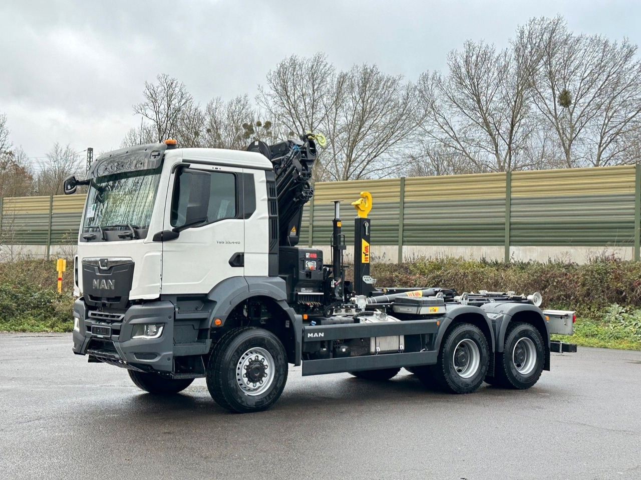 MAN TGS 33.440 6x6 BB Abrollkipper+Kran Hiab 228-6 - Крюковой мультилифт, Автоманипулятор: фото 3 MAN TGS 33.440 6x6 BB Abrollkipper+Kran Hiab 228-6 - Крюковой мультилифт, Автоманипулятор: фото 3