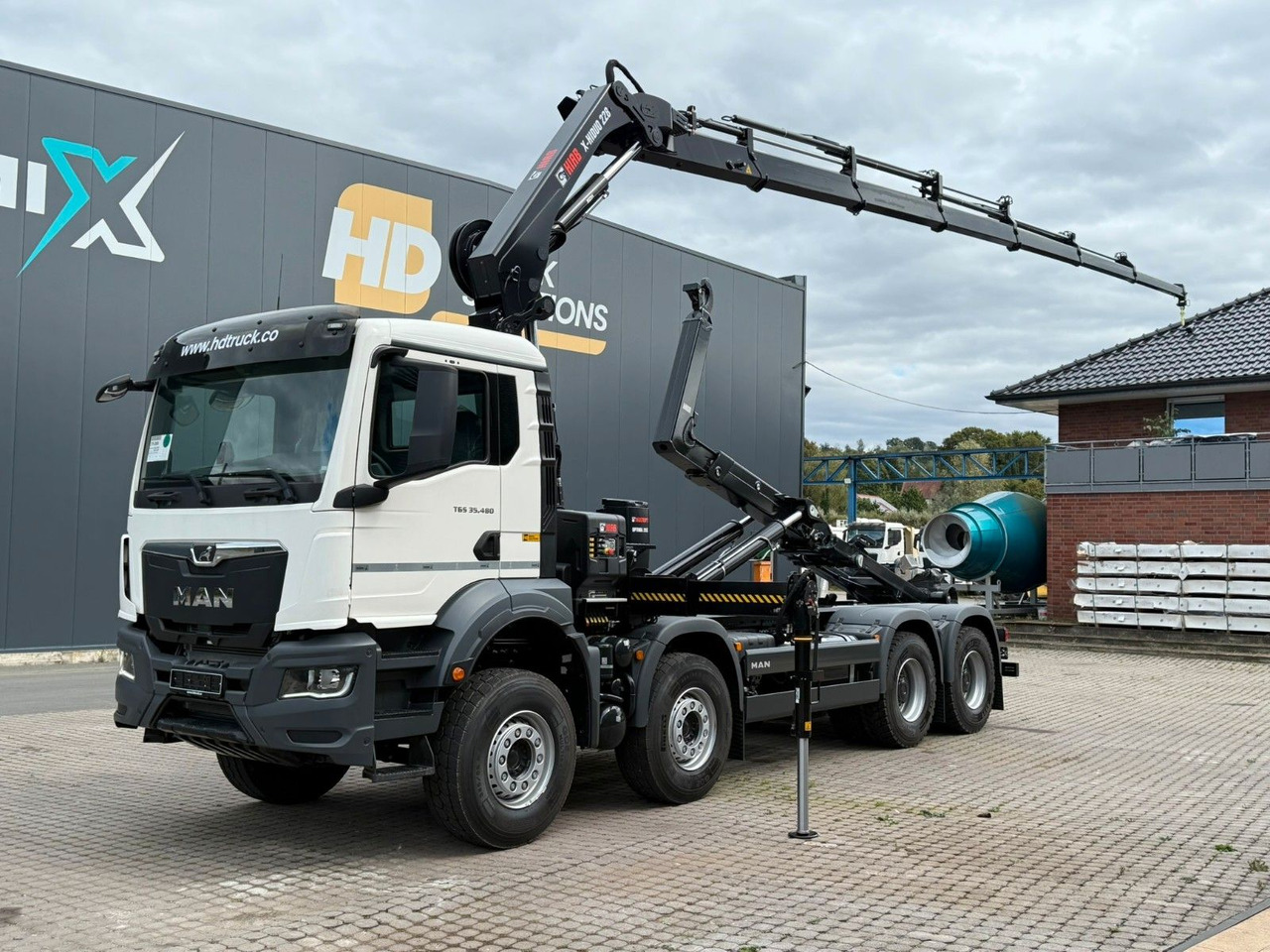 MAN TGS 35.480 8x4 Abrollkipper + Kran HIAB 228-6 - Крюковой мультилифт, Автоманипулятор: фото 2 MAN TGS 35.480 8x4 Abrollkipper + Kran HIAB 228-6 - Крюковой мультилифт, Автоманипулятор: фото 2