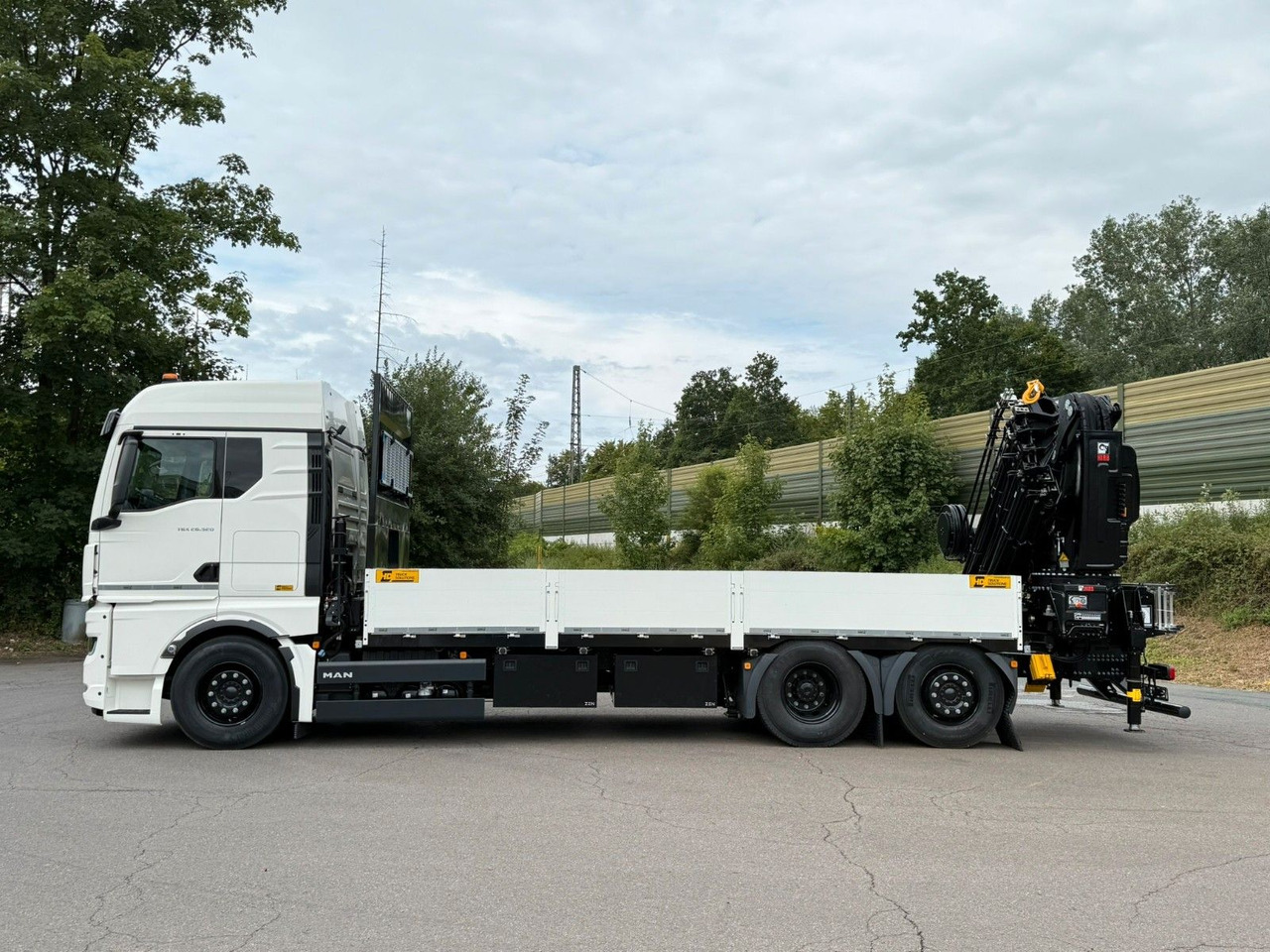 MAN TGX 26.520 TG3 Retarder / 6X2 Hiab 548 E 8 - Автоманипулятор: фото 4 MAN TGX 26.520 TG3 Retarder / 6X2 Hiab 548 E 8 - Автоманипулятор: фото 4