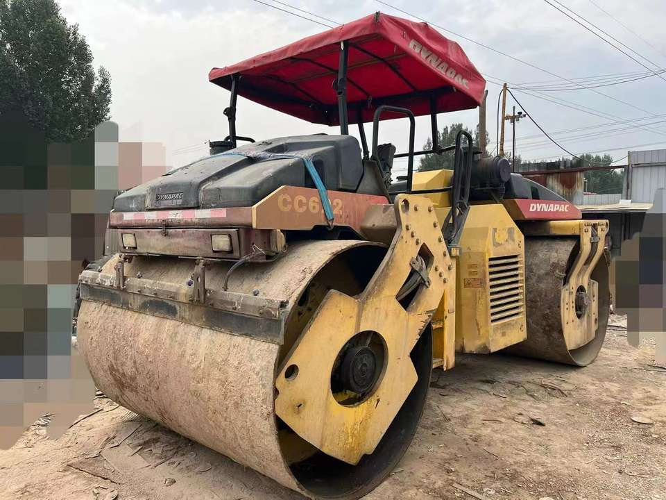 Used Dynapac Cc622 Compactor Similar to Very Cheap CA25D Dynapac Road Rollers for Sale CC622 in Stock for Sale in Stock - Дорожный каток: фото 2 Used Dynapac Cc622 Compactor Similar to Very Cheap CA25D Dynapac Road Rollers for Sale CC622 in Stock for Sale in Stock - Дорожный каток: фото 2