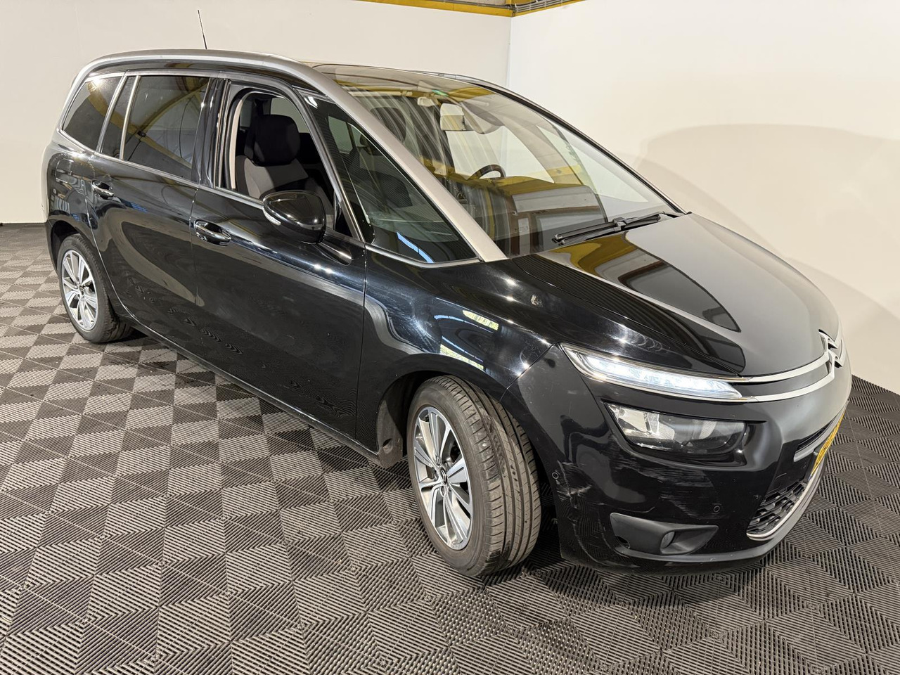 Citroen | Grand C4 Picasso 7 Pers | 1.6 THP Intensive | 2015 | 198.648 km | GH027T | Logisch - Легковой автомобиль: фото 3 Citroen | Grand C4 Picasso 7 Pers | 1.6 THP Intensive | 2015 | 198.648 km | GH027T | Logisch - Легковой автомобиль: фото 3