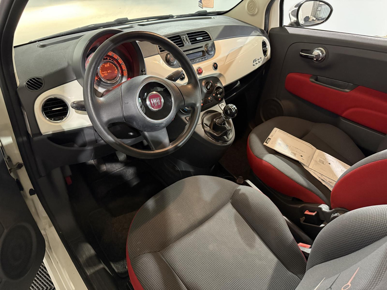 Fiat | 500 | 0.9 TwinAir Turbo Easy | 2014 | 154.667 km | 6XSP49 | Logisch - Хэтчбек: фото 5 Fiat | 500 | 0.9 TwinAir Turbo Easy | 2014 | 154.667 km | 6XSP49 | Logisch - Хэтчбек: фото 5