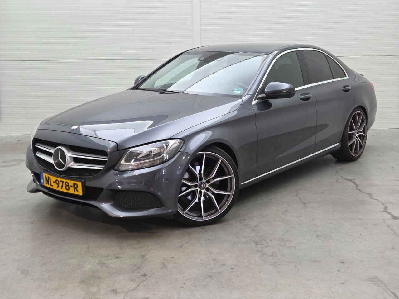 Mercedes - Benz C - klasse 180 Prestige | 2015 | 150.701 km | NL978R | NAP: Geen oordeel - Седан: фото 1 Mercedes - Benz C - klasse 180 Prestige | 2015 | 150.701 km | NL978R | NAP: Geen oordeel - Седан: фото 1