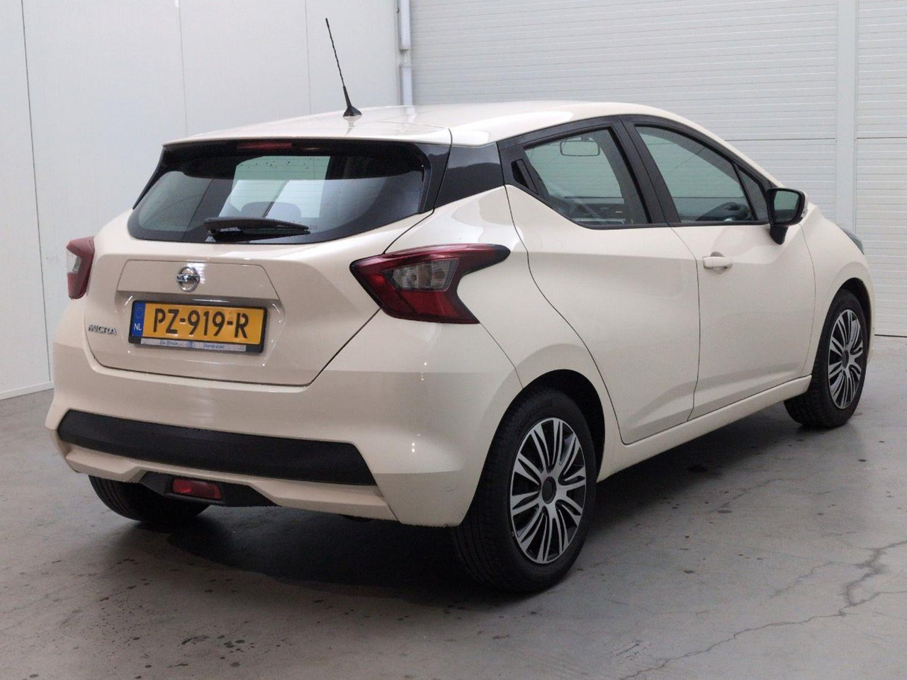Nissan Micra 1.0L Acenta | 2017 | 157.353 km | PZ919R | NAP: Logisch - Хэтчбек: фото 4 Nissan Micra 1.0L Acenta | 2017 | 157.353 km | PZ919R | NAP: Logisch - Хэтчбек: фото 4