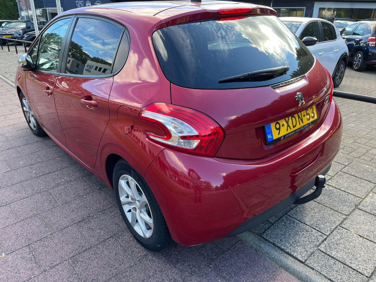 Peugeot 208 1.2 VTi Style | 2014 | 93.815 km | 9XDN53 | NAP: Logisch - Хэтчбек: фото 3 Peugeot 208 1.2 VTi Style | 2014 | 93.815 km | 9XDN53 | NAP: Logisch - Хэтчбек: фото 3