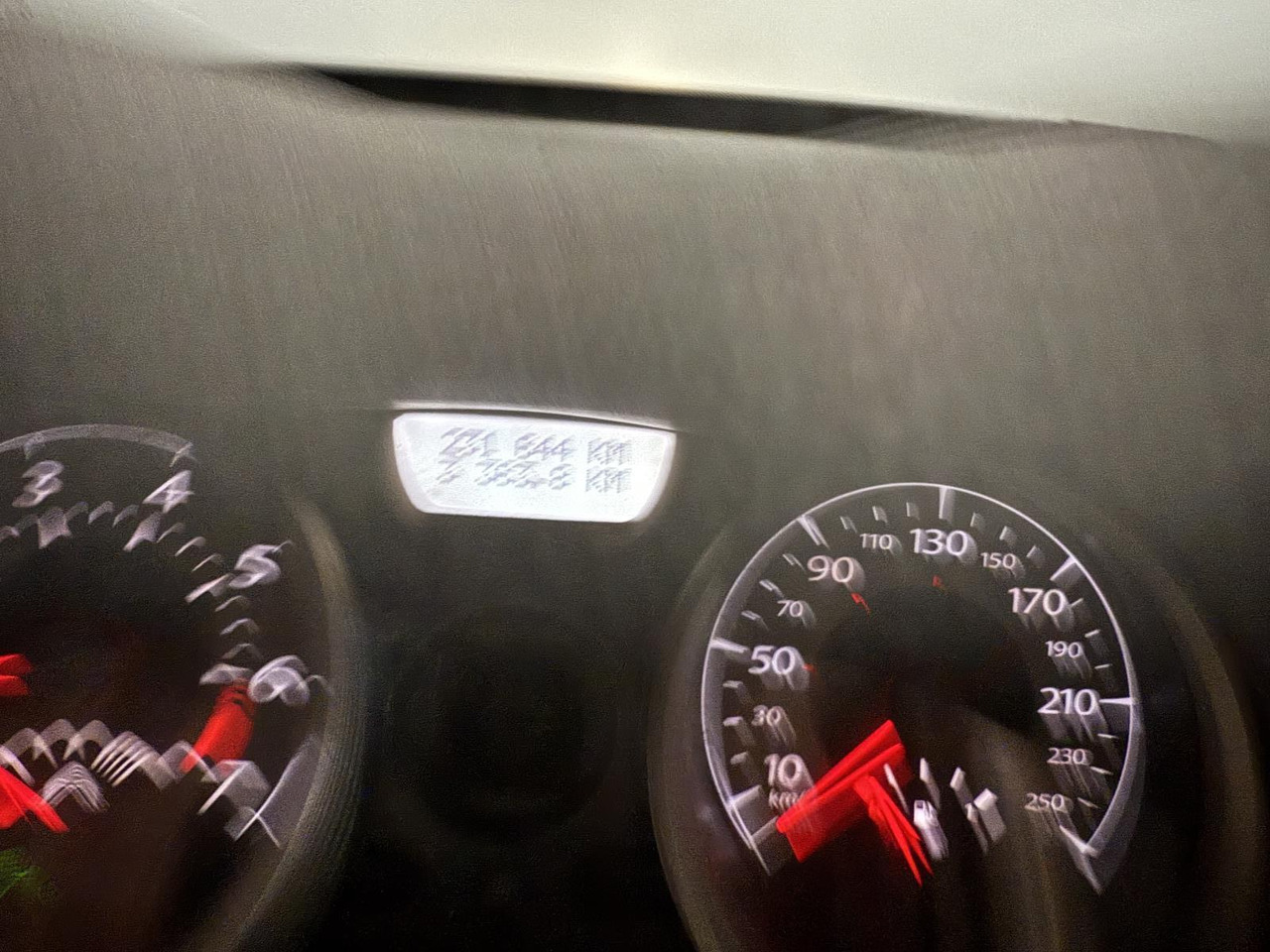 Renault | Mégane Grand Tour | 1.6-16V Dynamique Comfort | 2006 | 231.844 km | 15TJPP | Logisch - Легковой автомобиль: фото 2 Renault | Mégane Grand Tour | 1.6-16V Dynamique Comfort | 2006 | 231.844 km | 15TJPP | Logisch - Легковой автомобиль: фото 2