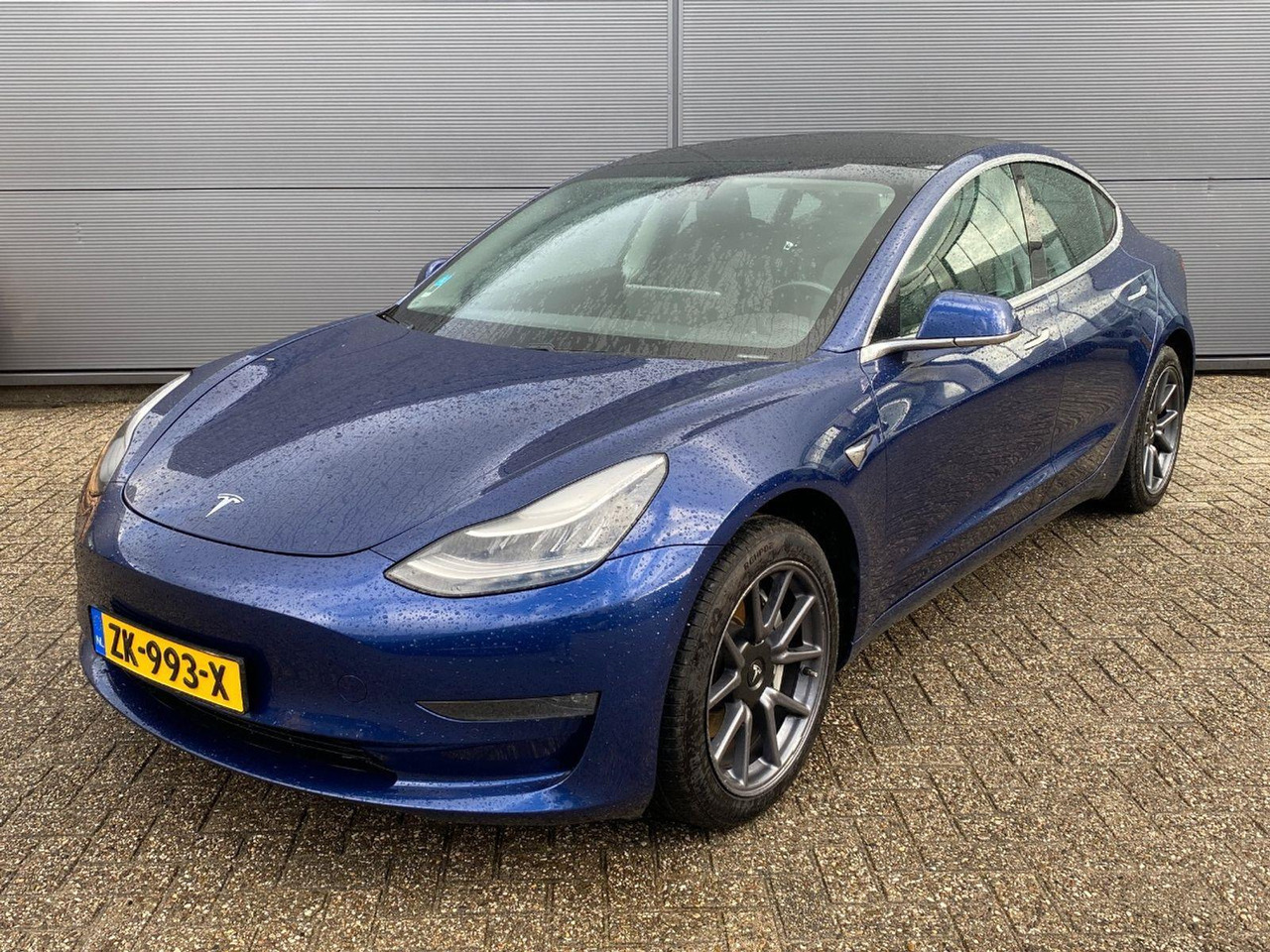 Tesla Model 3 Standard RWD Plus 60 kWh | Ex-taxi | 2019 | 184.082 km | Automaat | ZK993X | NAP: Logisch - Хэтчбек: фото 1 Tesla Model 3 Standard RWD Plus 60 kWh | Ex-taxi | 2019 | 184.082 km | Automaat | ZK993X | NAP: Logisch - Хэтчбек: фото 1