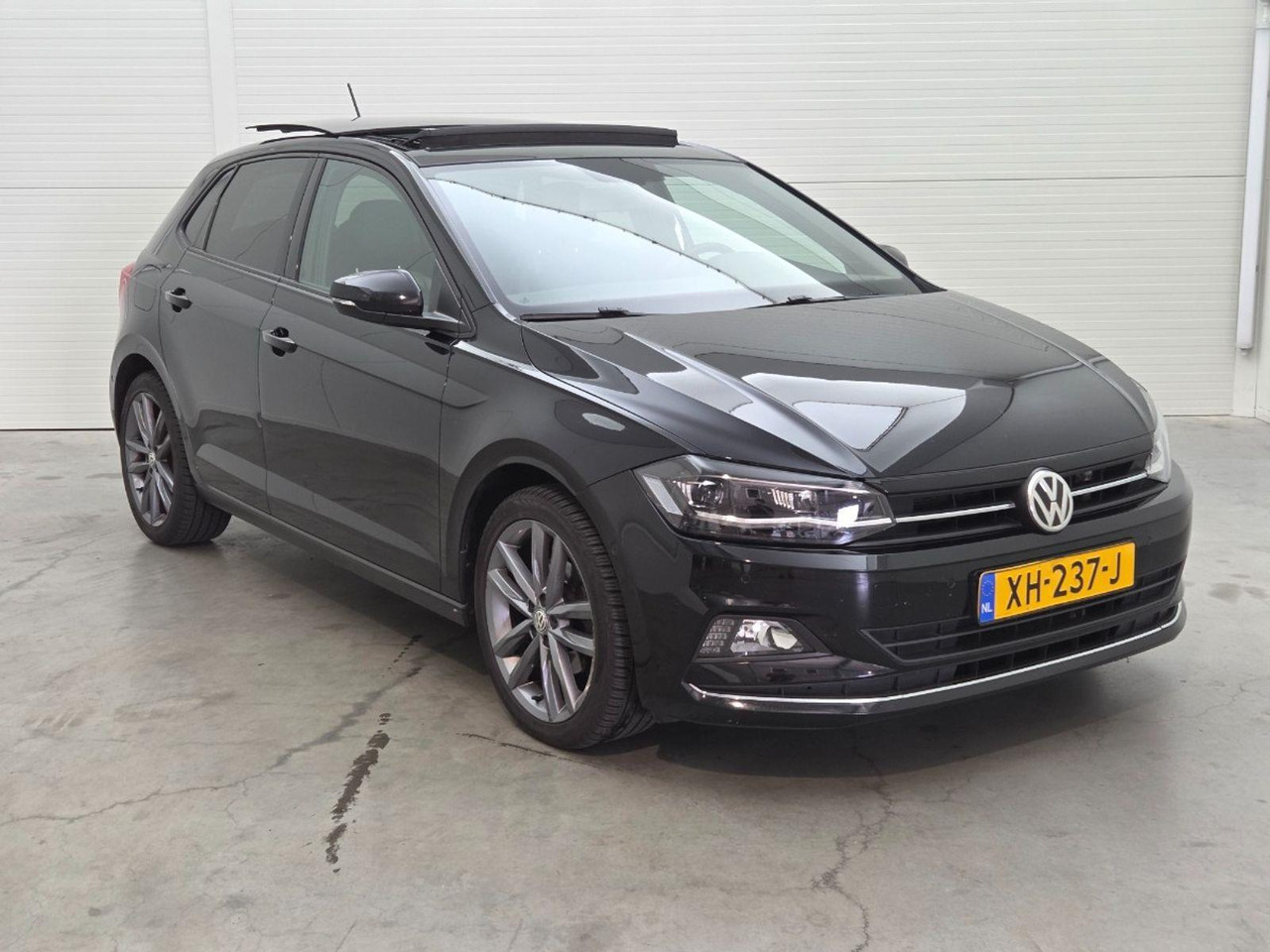 Volkswagen Polo 1.0 TSI Highline | 2019 | 193.826 km | Automaat | XH237J | NAP: Logisch - Хэтчбек: фото 2 Volkswagen Polo 1.0 TSI Highline | 2019 | 193.826 km | Automaat | XH237J | NAP: Logisch - Хэтчбек: фото 2