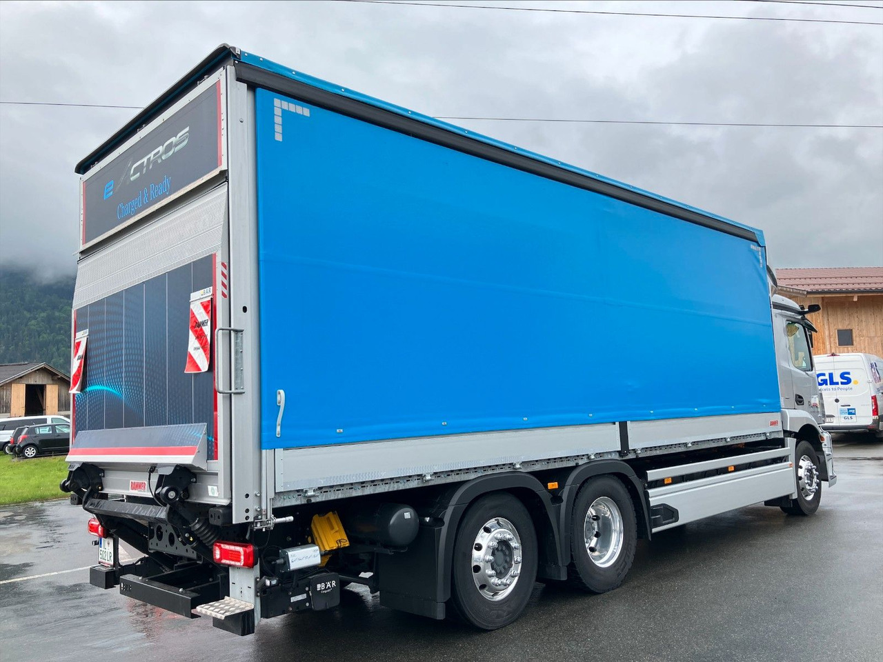 Mercedes-Benz eActros 400L 6x2 - Тентованный грузовик, Электрогрузовик: фото 3 Mercedes-Benz eActros 400L 6x2 - Тентованный грузовик, Электрогрузовик: фото 3