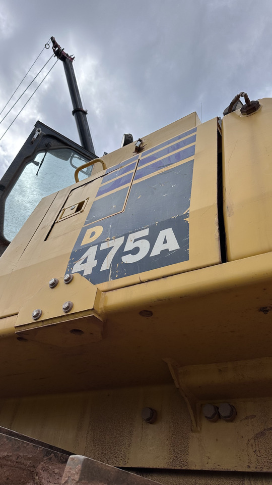KOMATSU D475A-5EO - Инструмент/ Оборудование: фото 3 KOMATSU D475A-5EO - Инструмент/ Оборудование: фото 3