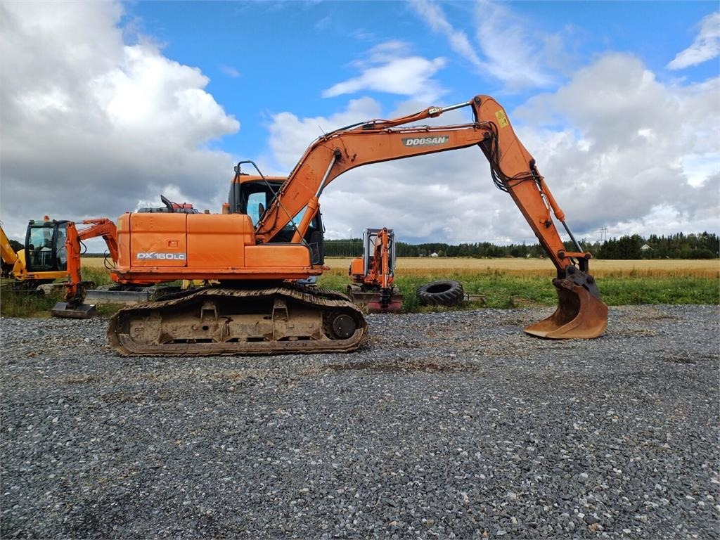 Doosan DX160LC Metsä alustalla - Гусеничный экскаватор: фото 5 Doosan DX160LC Metsä alustalla - Гусеничный экскаватор: фото 5