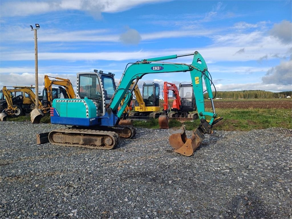IHI 60ns Kallistuvalla liittimellä - Мини-экскаватор: фото 4 IHI 60ns Kallistuvalla liittimellä - Мини-экскаватор: фото 4
