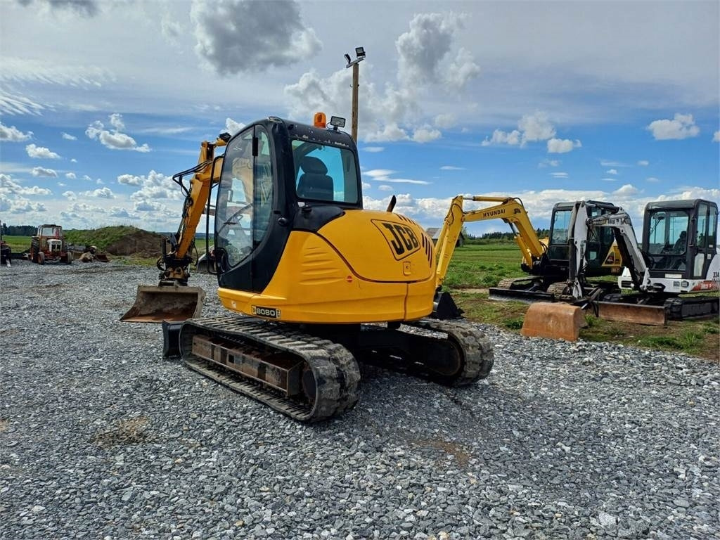 JCB 8080 pyörittäjällä - Мини-экскаватор: фото 4 JCB 8080 pyörittäjällä - Мини-экскаватор: фото 4