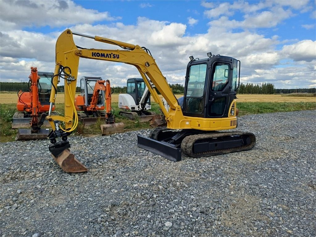 Komatsu PC55mr2 kallistuvalla liittimellä - Мини-экскаватор: фото 1 Komatsu PC55mr2 kallistuvalla liittimellä - Мини-экскаватор: фото 1