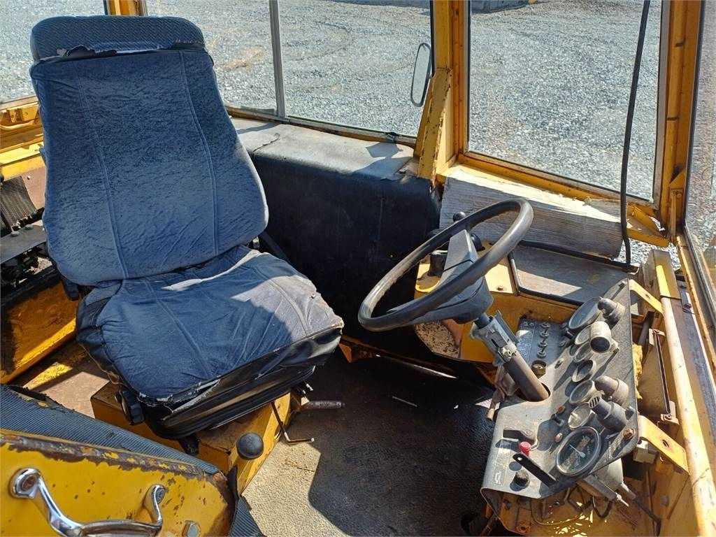 Экскаватор-погрузчик Massey Ferguson 50B traktorikaivuri: фото 11