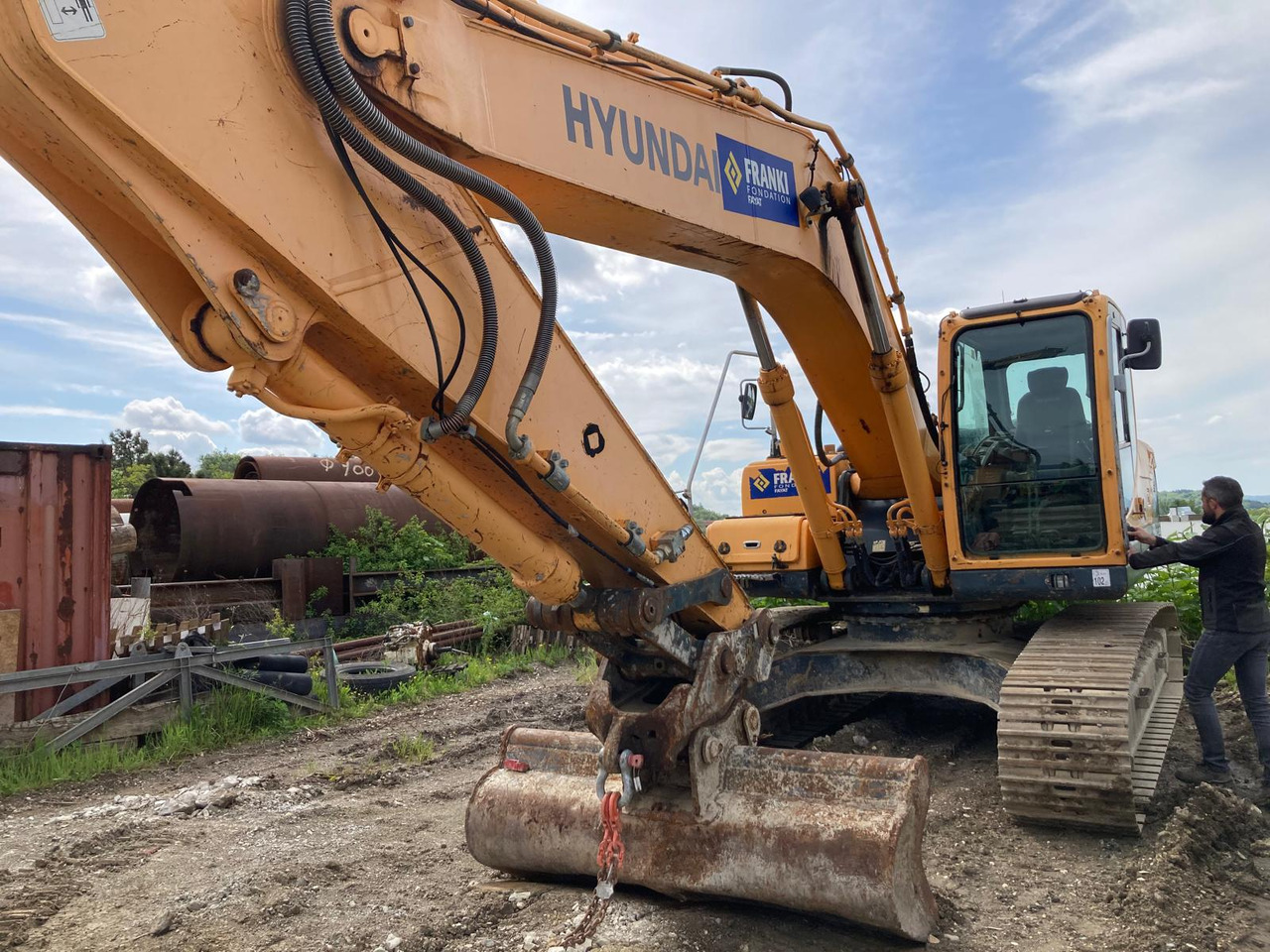 PELLE SUR CHENILLES HYUNDAI ROBEX 250 NLC-9 - Гусеничный экскаватор: фото 2 PELLE SUR CHENILLES HYUNDAI ROBEX 250 NLC-9 - Гусеничный экскаватор: фото 2