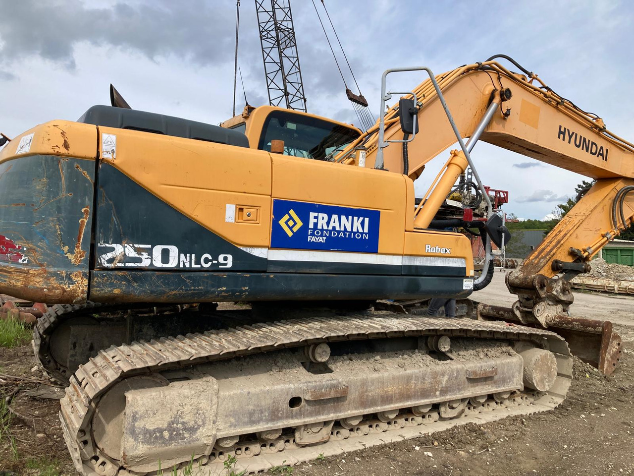 PELLE SUR CHENILLES HYUNDAI ROBEX 250 NLC-9 - Гусеничный экскаватор: фото 3 PELLE SUR CHENILLES HYUNDAI ROBEX 250 NLC-9 - Гусеничный экскаватор: фото 3