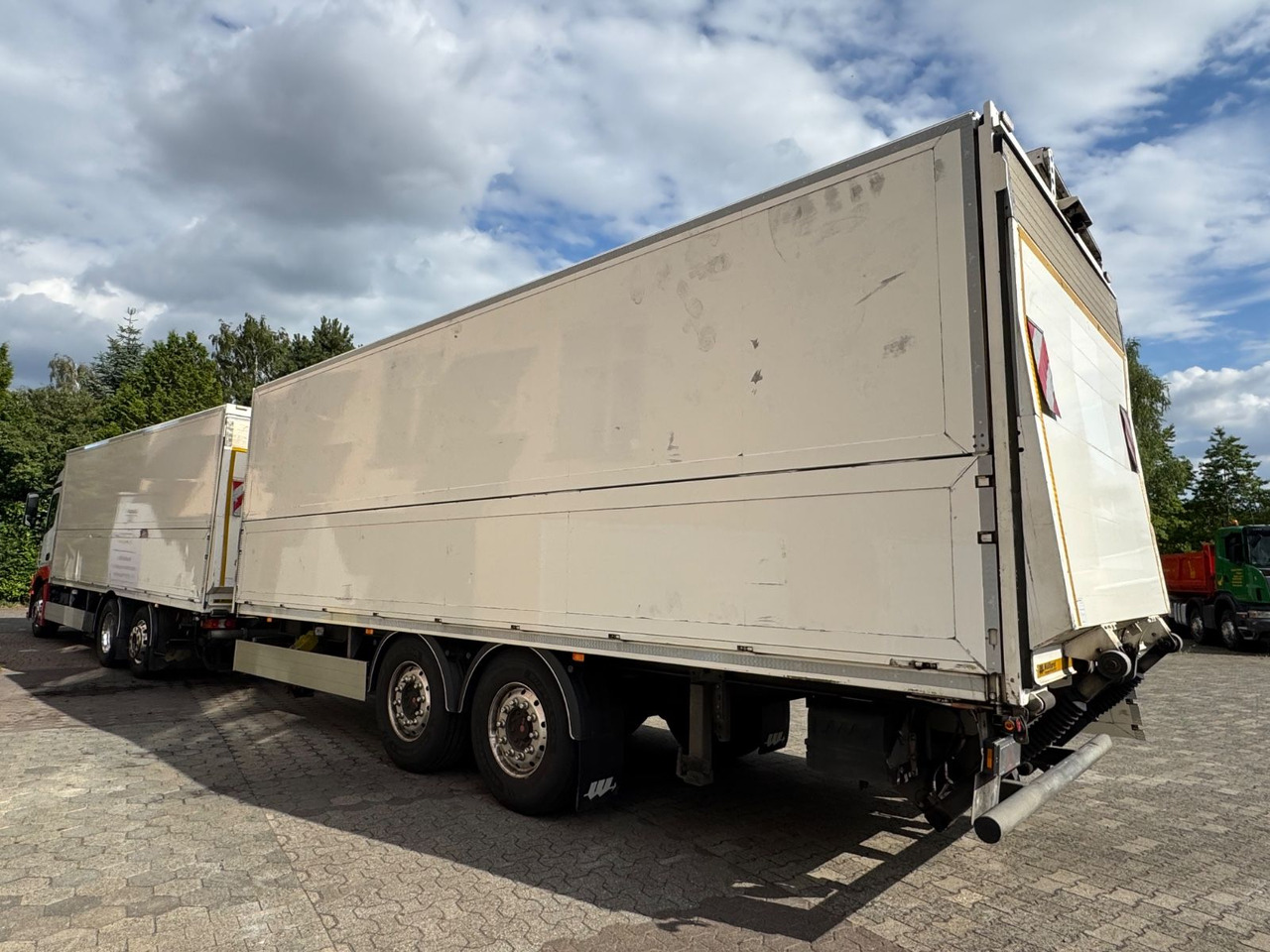 Mercedes-Benz Actros 2545/2xLBW/Klima/Kamera/kpl.Zug - Грузовик для перевозки напитков: фото 4 Mercedes-Benz Actros 2545/2xLBW/Klima/Kamera/kpl.Zug - Грузовик для перевозки напитков: фото 4