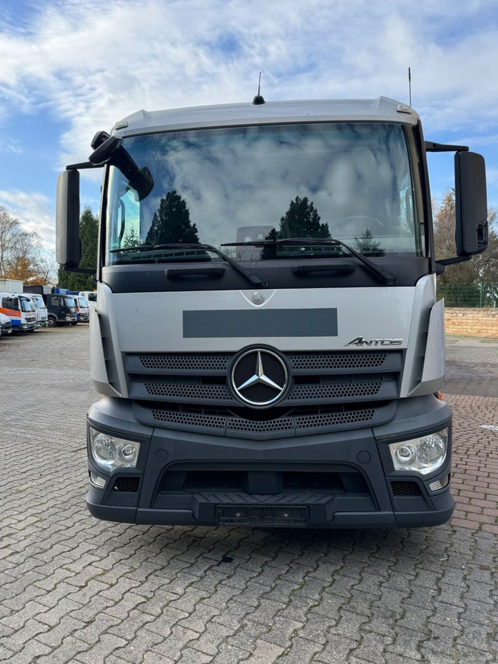 Mercedes-Benz Antos 2540/Durchladbar/2xLBW/Frigoblock/2instock - Рефрижератор: фото 4 Mercedes-Benz Antos 2540/Durchladbar/2xLBW/Frigoblock/2instock - Рефрижератор: фото 4