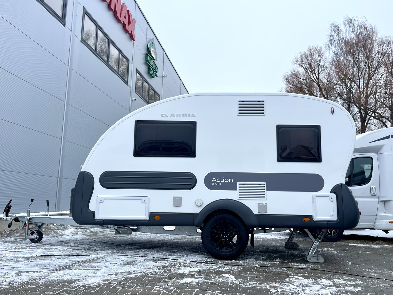 Adria Action Sport - Прицеп дача: фото 3 Adria Action Sport - Прицеп дача: фото 3