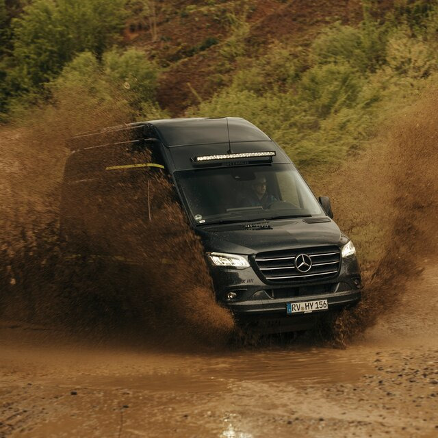 HYMER / ERIBA Grand Canyon Cross Over - Кастенваген: фото 3 HYMER / ERIBA Grand Canyon Cross Over - Кастенваген: фото 3