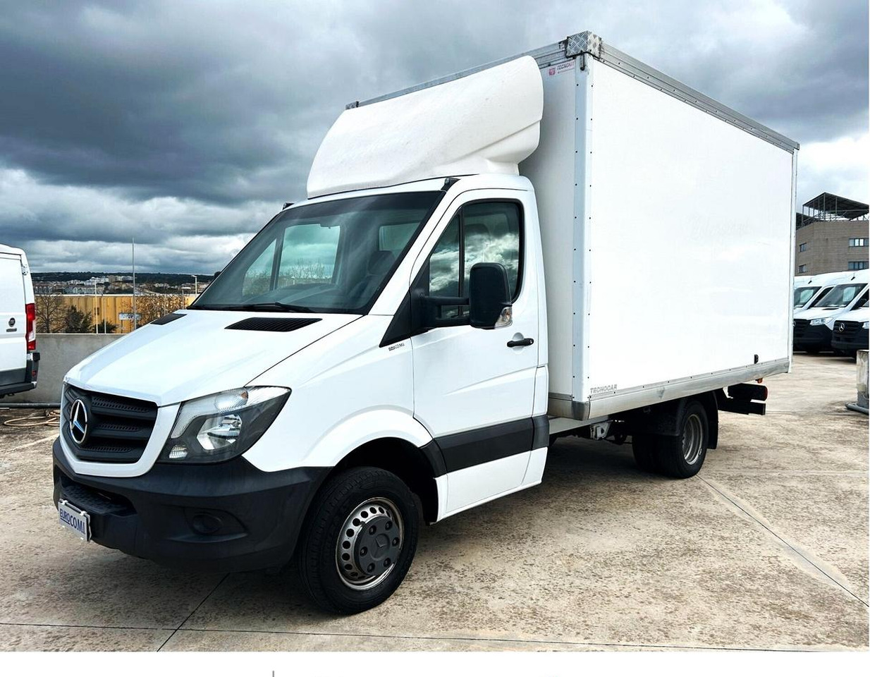 Mercedes Benz Sprinter 416 T 37/35 gemellato con F - Фургон с закрытым кузовом: фото 1 Mercedes Benz Sprinter 416 T 37/35 gemellato con F - Фургон с закрытым кузовом: фото 1