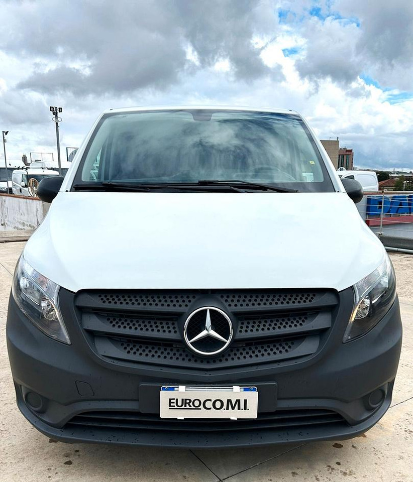 Mercedes Benz Vito 111 Furgone Long - Цельнометаллический фургон: фото 2 Mercedes Benz Vito 111 Furgone Long - Цельнометаллический фургон: фото 2