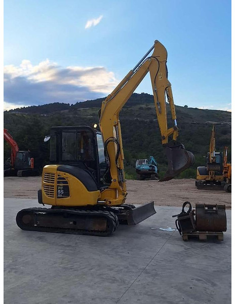 Komatsu PC55 - Мини-экскаватор: фото 2 Komatsu PC55 - Мини-экскаватор: фото 2