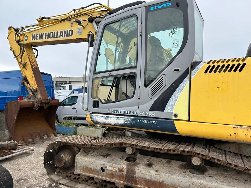 New Holland E215B - Экскаватор: фото 4 New Holland E215B - Экскаватор: фото 4