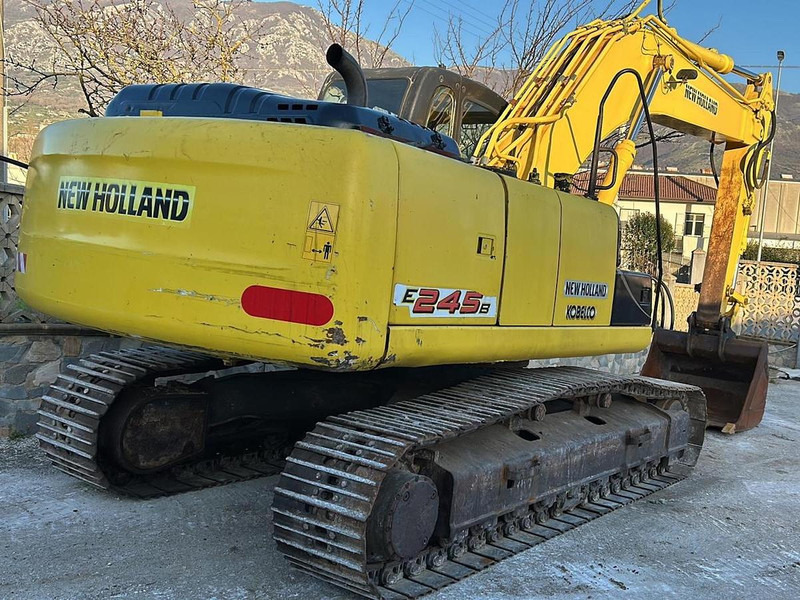 New Holland E245B - Экскаватор: фото 4 New Holland E245B - Экскаватор: фото 4