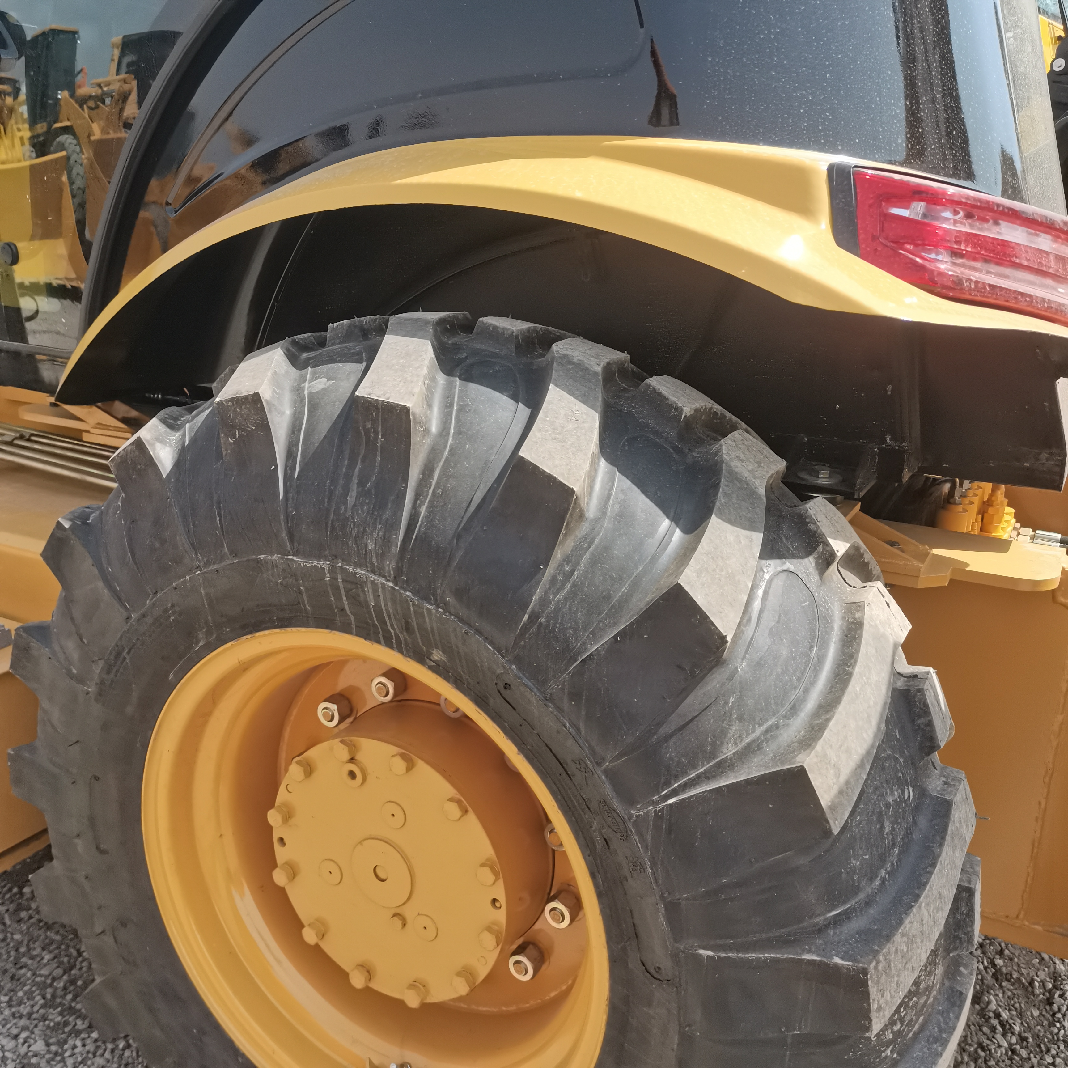 Новый Экскаватор-погрузчик CATERPILLAR 420F: фото 7