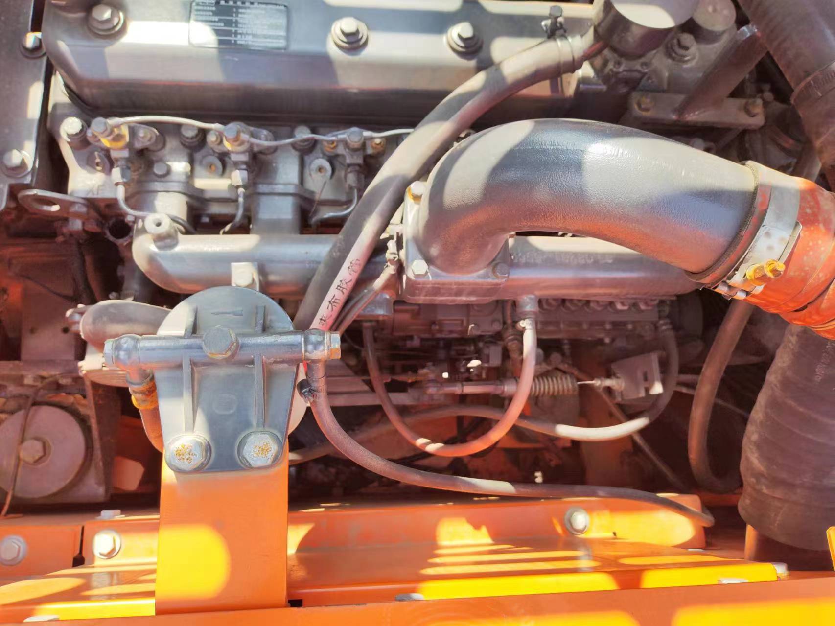 Гусеничный экскаватор DOOSAN DX225: фото 13 Гусеничный экскаватор DOOSAN DX225: фото 13