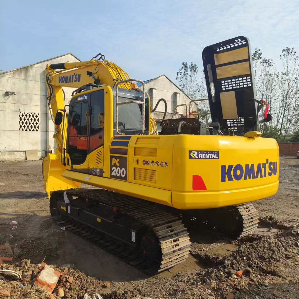 KOMATSU PC200 - Гусеничный экскаватор: фото 5 KOMATSU PC200 - Гусеничный экскаватор: фото 5