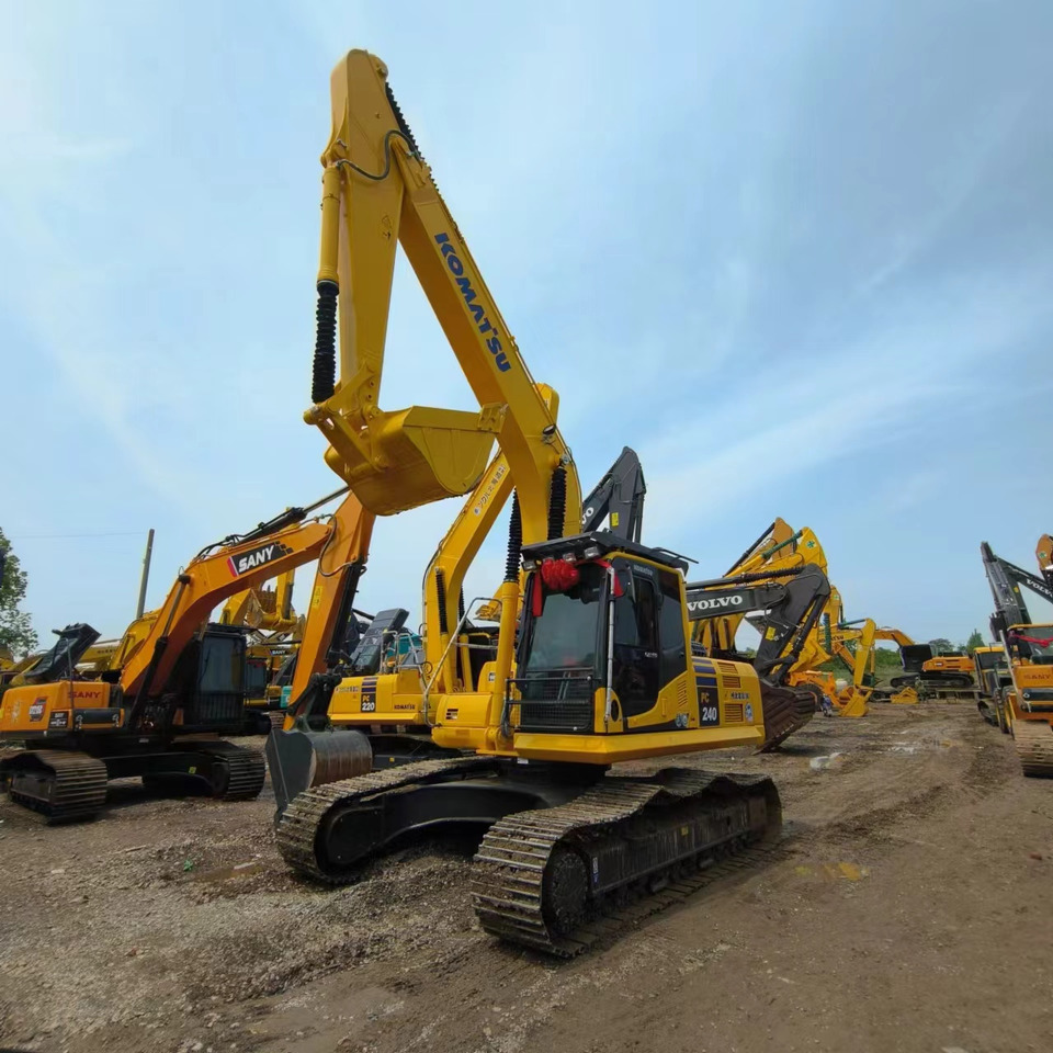 KOMATSU PC240LC-8 - Гусеничный экскаватор: фото 4 KOMATSU PC240LC-8 - Гусеничный экскаватор: фото 4