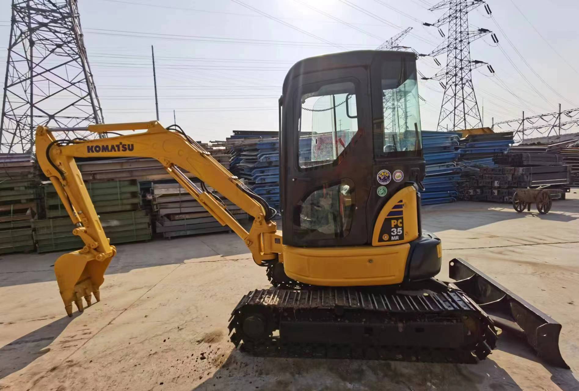 KOMATSU PC35 - Мини-экскаватор: фото 3 KOMATSU PC35 - Мини-экскаватор: фото 3