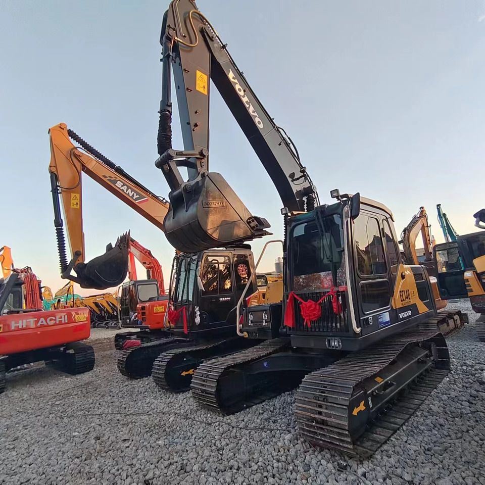 VOLVO EC140 - Гусеничный экскаватор: фото 3 VOLVO EC140 - Гусеничный экскаватор: фото 3