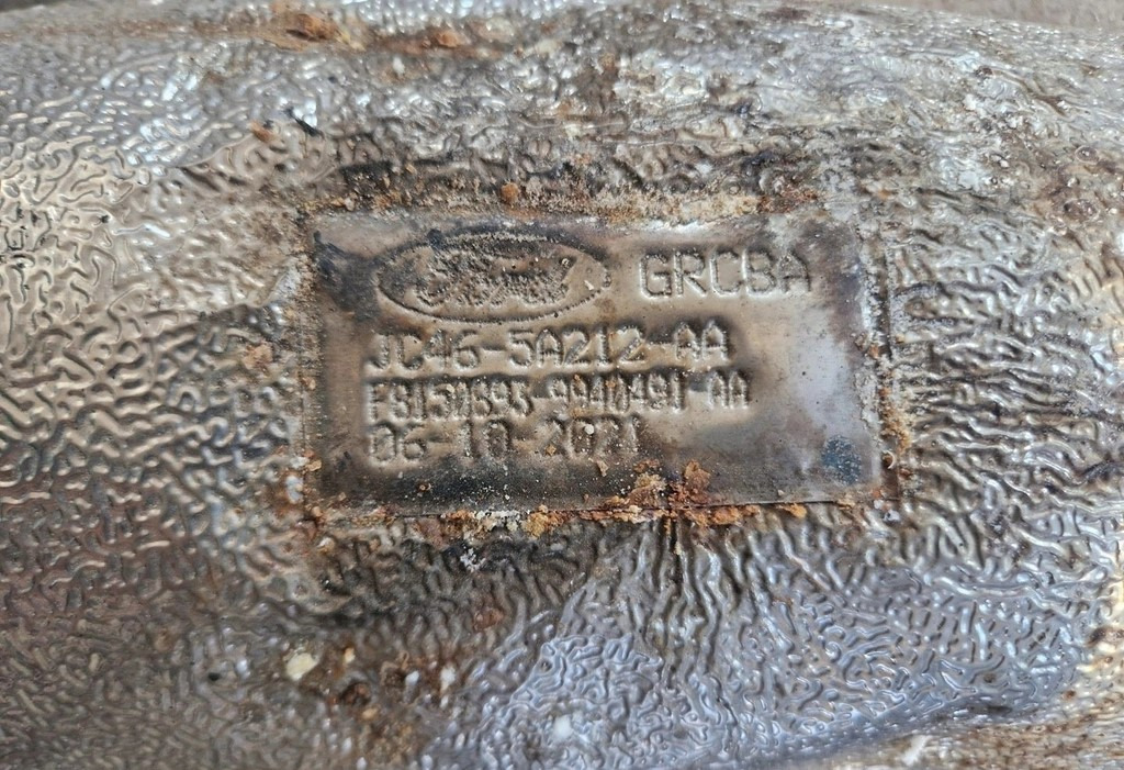 FORD FC46-5A212-AA - Выхлопная труба: фото 4 FORD FC46-5A212-AA - Выхлопная труба: фото 4