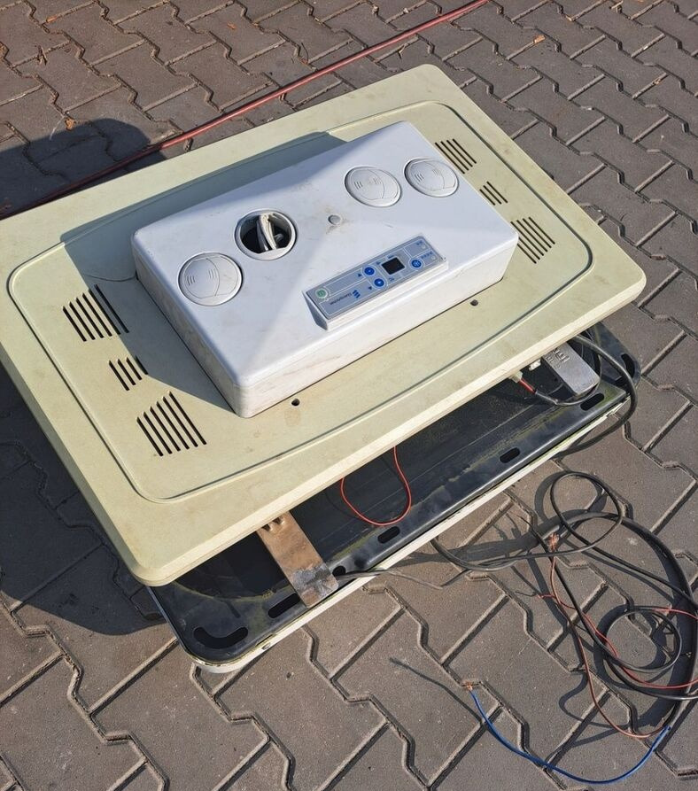 KLIMATYZACJA POSTOJOWA EBERSPACHER COOLTRONIC 1400 - Отопление/ Вентиляция для Грузовиков: фото 2 KLIMATYZACJA POSTOJOWA EBERSPACHER COOLTRONIC 1400 - Отопление/ Вентиляция для Грузовиков: фото 2