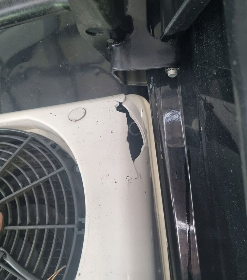 KLIMATYZACJA POSTOJOWA EBERSPACHER COOLTRONIC BACK 24V - Отопление/ Вентиляция для Грузовиков: фото 5 KLIMATYZACJA POSTOJOWA EBERSPACHER COOLTRONIC BACK 24V - Отопление/ Вентиляция для Грузовиков: фото 5