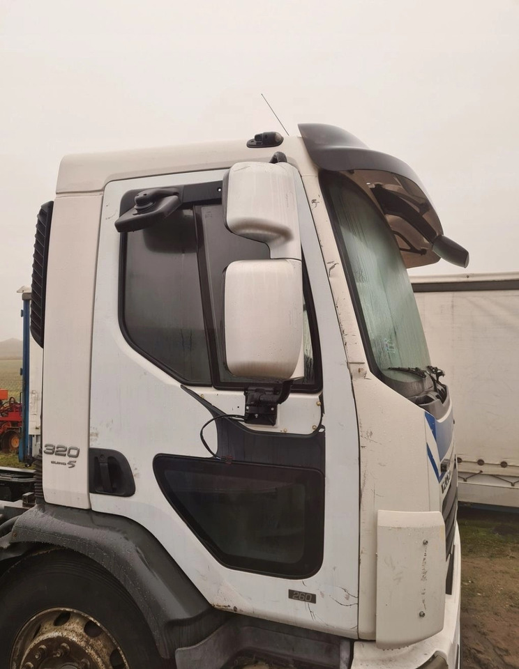 KOMPLETNA KRÓTKA DZIENNA AUTOMAT VOLVO FE EURO 5 - Кабина: фото 3 KOMPLETNA KRÓTKA DZIENNA AUTOMAT VOLVO FE EURO 5 - Кабина: фото 3