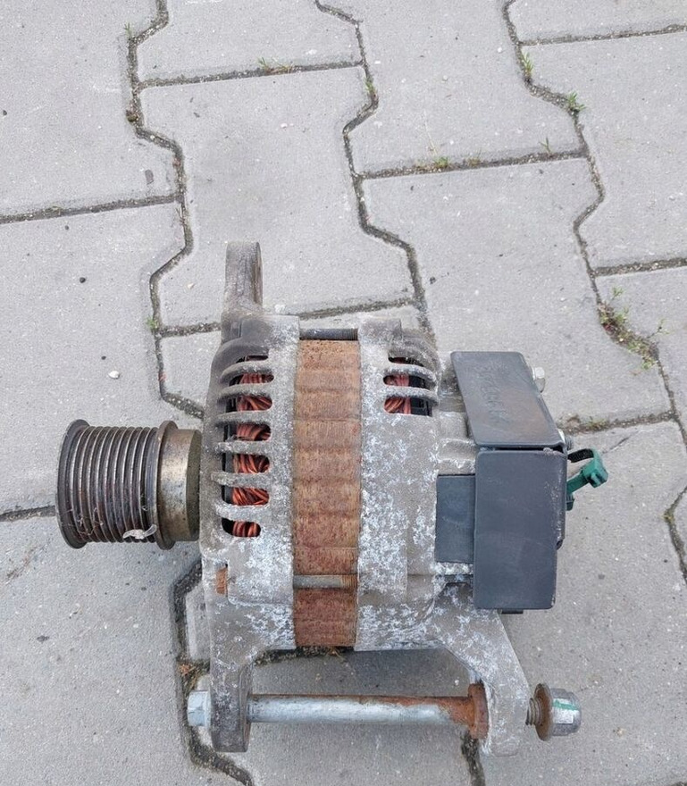 Mitsubishi ALTERNATOR VOLVO FL RENAULT GAMA D8K 110A EURO 6 21922755 - Генератор для Грузовиков: фото 1 Mitsubishi ALTERNATOR VOLVO FL RENAULT GAMA D8K 110A EURO 6 21922755 - Генератор для Грузовиков: фото 1