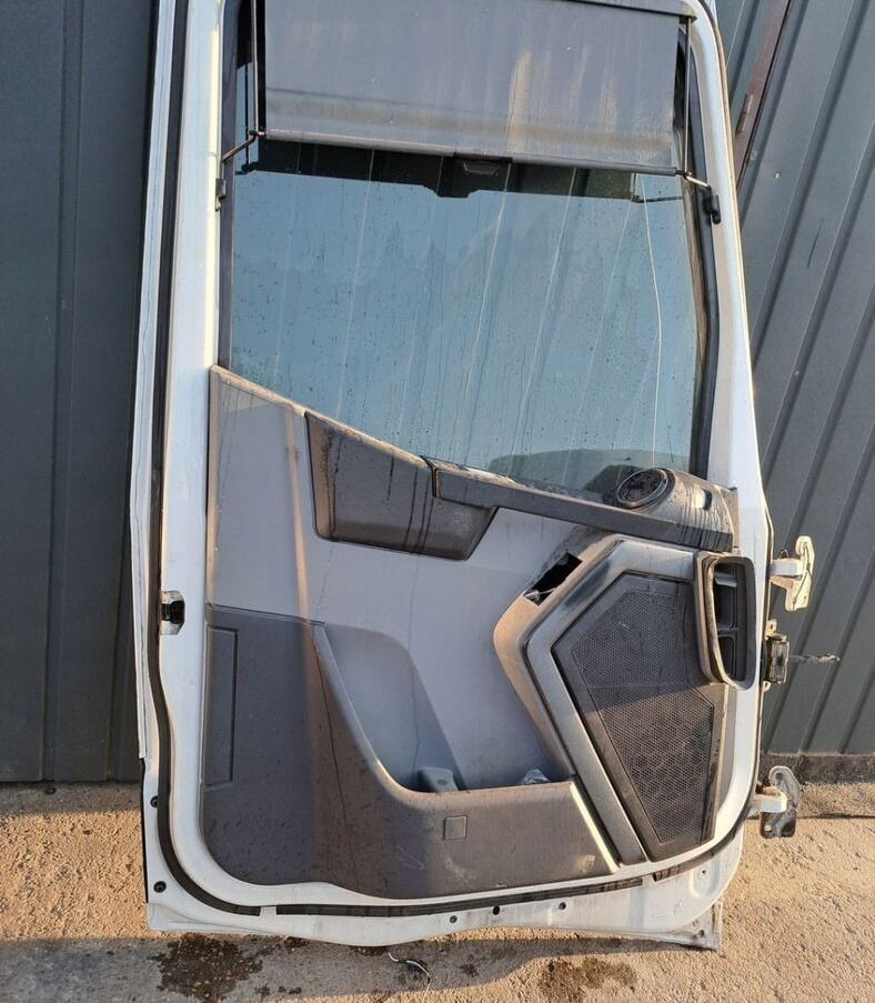 RENAULT DRZWI KOMPLETNE LEWE RENAULT GAMA T K C RANGE - Дверь и запчасти для Грузовиков: фото 3 RENAULT DRZWI KOMPLETNE LEWE RENAULT GAMA T K C RANGE - Дверь и запчасти для Грузовиков: фото 3