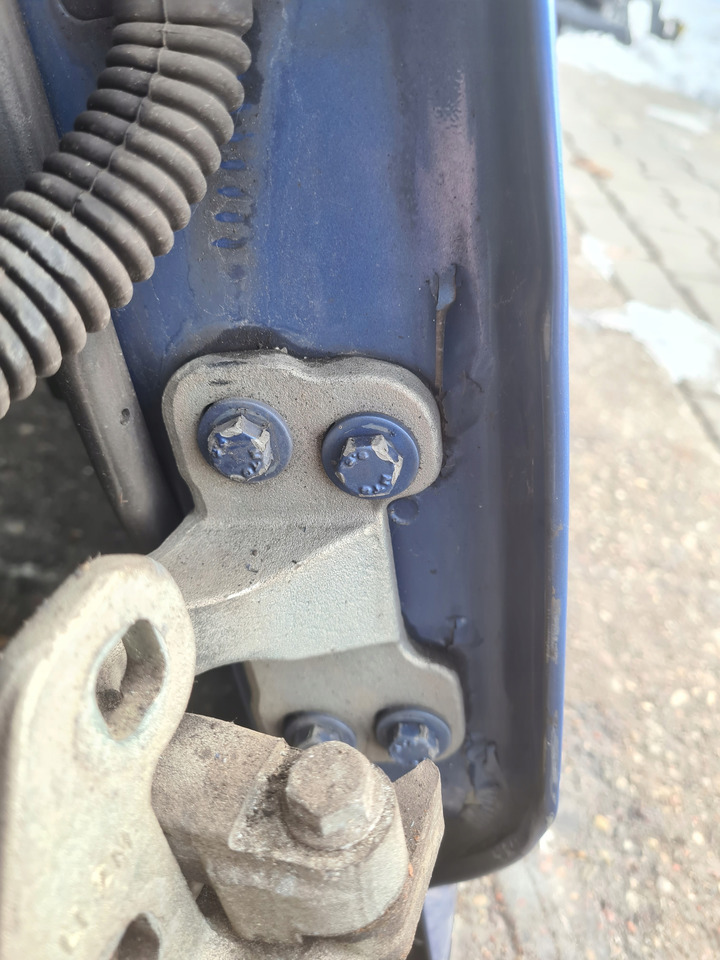 RENAULT DRZWI KOMPLETNE LEWE RENAULT GAMA T RANGE HIGH WYSOKA KABINA - Дверь и запчасти для Грузовиков: фото 4 RENAULT DRZWI KOMPLETNE LEWE RENAULT GAMA T RANGE HIGH WYSOKA KABINA - Дверь и запчасти для Грузовиков: фото 4