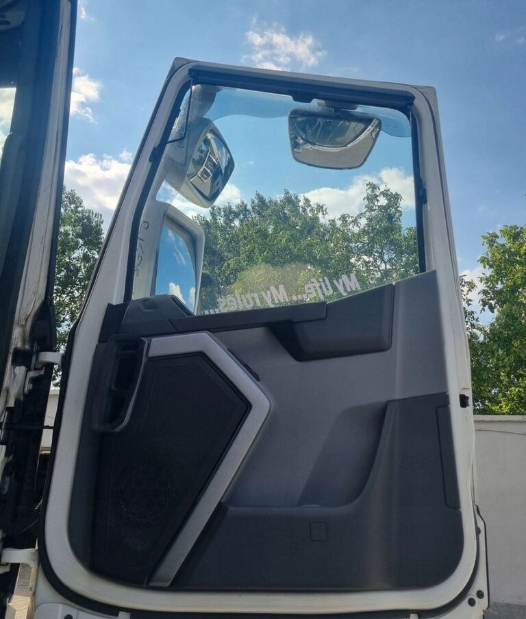 RENAULT DRZWI KOMPLETNE PRAWE RENAULT GAMA T RANGE WYSOKA KABINA HIGH - Дверь и запчасти для Грузовиков: фото 2 RENAULT DRZWI KOMPLETNE PRAWE RENAULT GAMA T RANGE WYSOKA KABINA HIGH - Дверь и запчасти для Грузовиков: фото 2