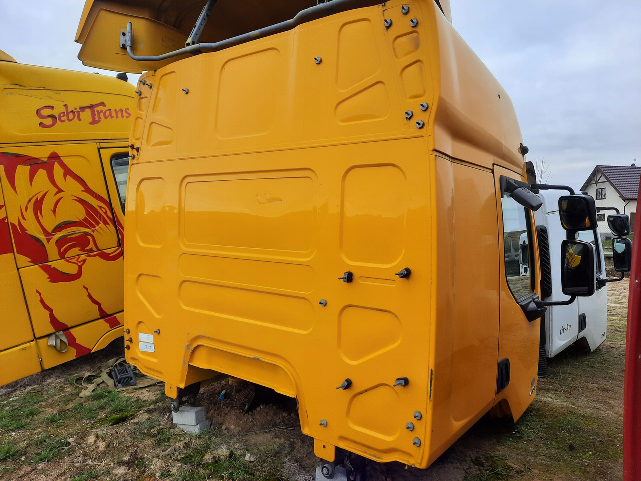 RENAULT KABINA KOMPLETNA RENAULT PREMIUM DXI 460 MANUAL - Кабина для Грузовиков: фото 5 RENAULT KABINA KOMPLETNA RENAULT PREMIUM DXI 460 MANUAL - Кабина для Грузовиков: фото 5