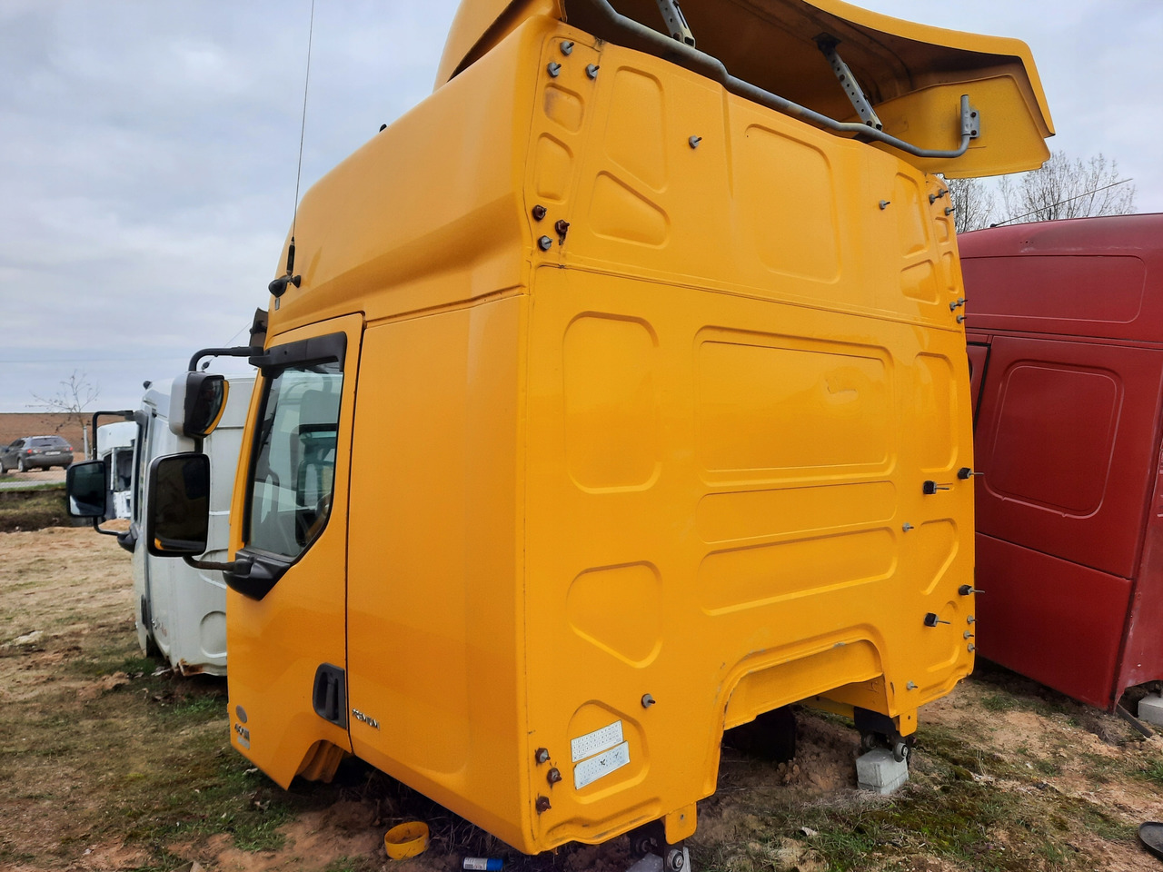 RENAULT KABINA KOMPLETNA RENAULT PREMIUM DXI 460 MANUAL - Кабина для Грузовиков: фото 4 RENAULT KABINA KOMPLETNA RENAULT PREMIUM DXI 460 MANUAL - Кабина для Грузовиков: фото 4