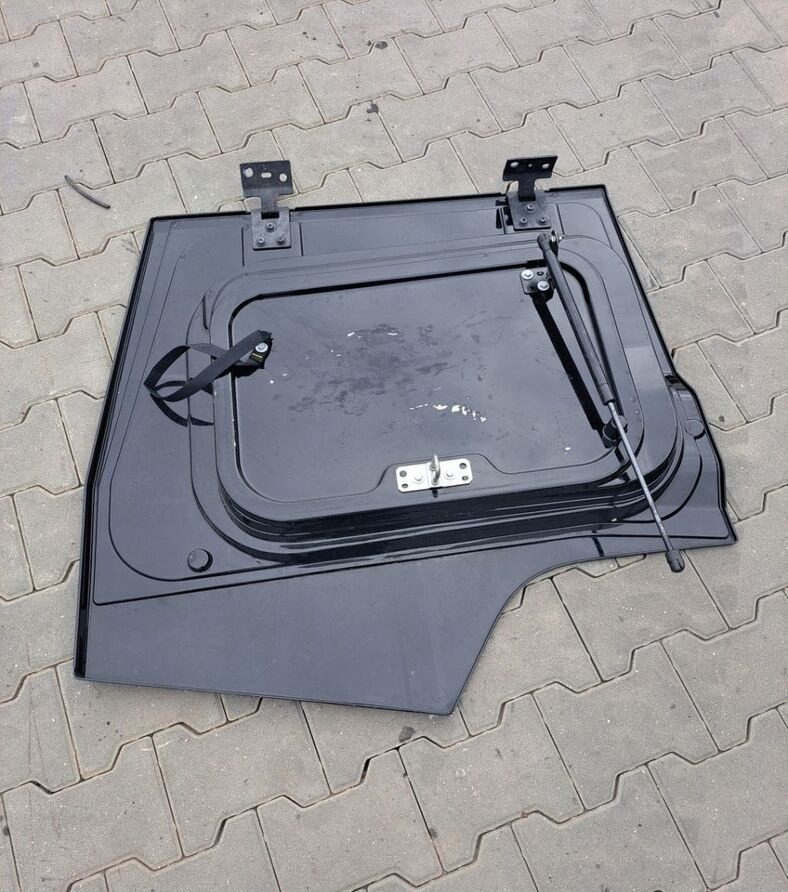 RENAULT KLAPA SCHOWKA DRZWICZKI LEWE RENAULT GAMA RANGE T - Кузов и экстерьер для Грузовиков: фото 2 RENAULT KLAPA SCHOWKA DRZWICZKI LEWE RENAULT GAMA RANGE T - Кузов и экстерьер для Грузовиков: фото 2