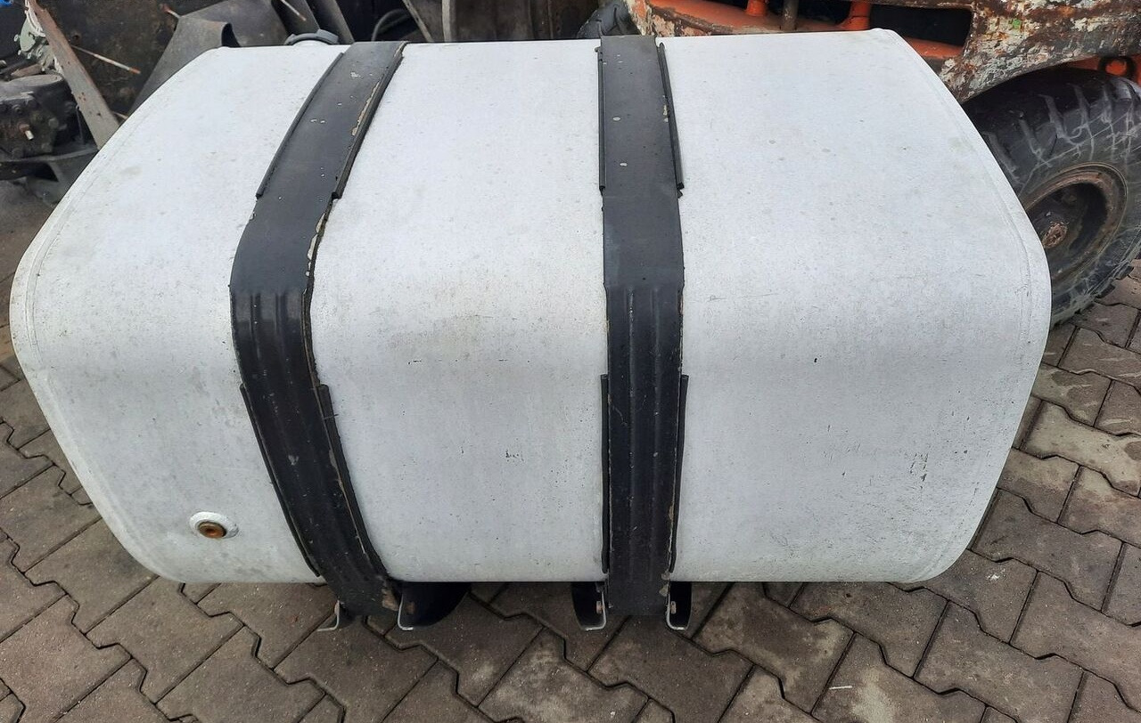 Renault ZBIORNIK PALIWA RENAULT GAMA RANGE T 100/70/70 20503505 - Топливный бак для Грузовиков: фото 2 Renault ZBIORNIK PALIWA RENAULT GAMA RANGE T 100/70/70 20503505 - Топливный бак для Грузовиков: фото 2
