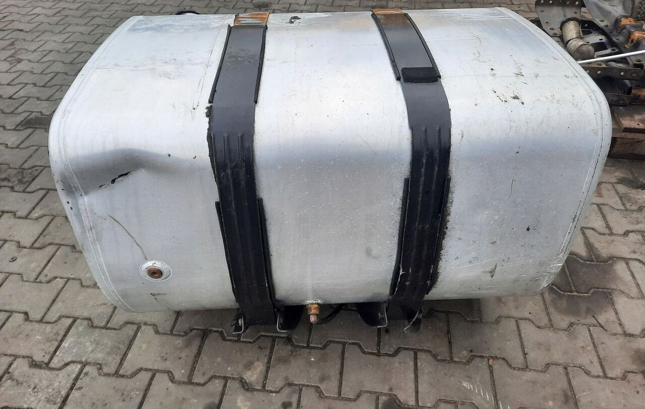 Renault ZBIORNIK PALIWA RENAULT GAMA T RANGE 100/70/70 21655306 - Топливный бак для Грузовиков: фото 1 Renault ZBIORNIK PALIWA RENAULT GAMA T RANGE 100/70/70 21655306 - Топливный бак для Грузовиков: фото 1